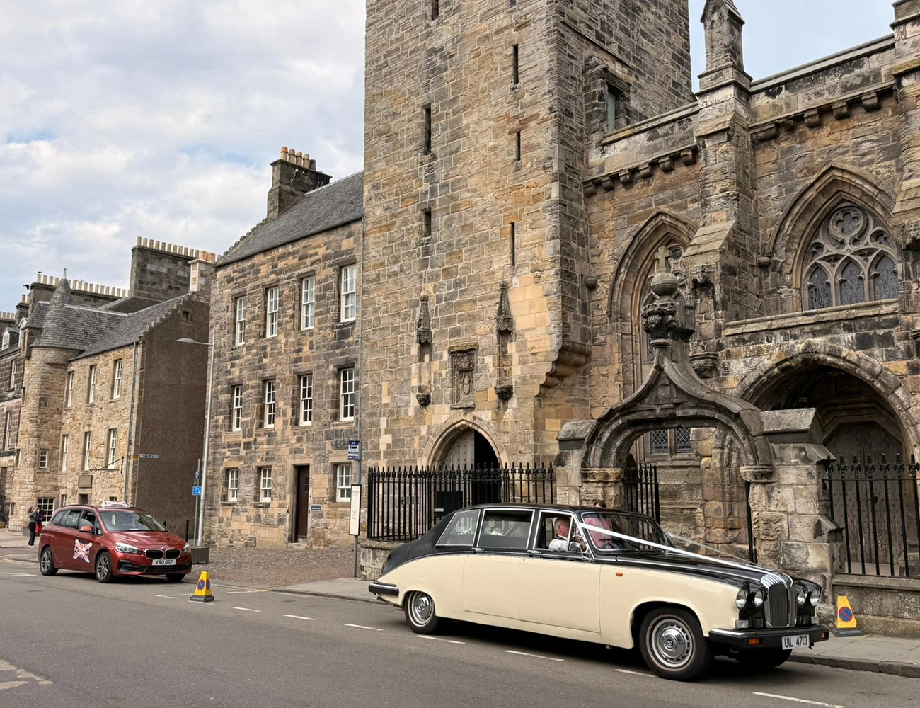 Scotland Taxis, St Andrews - St Andrews Holy Trinity