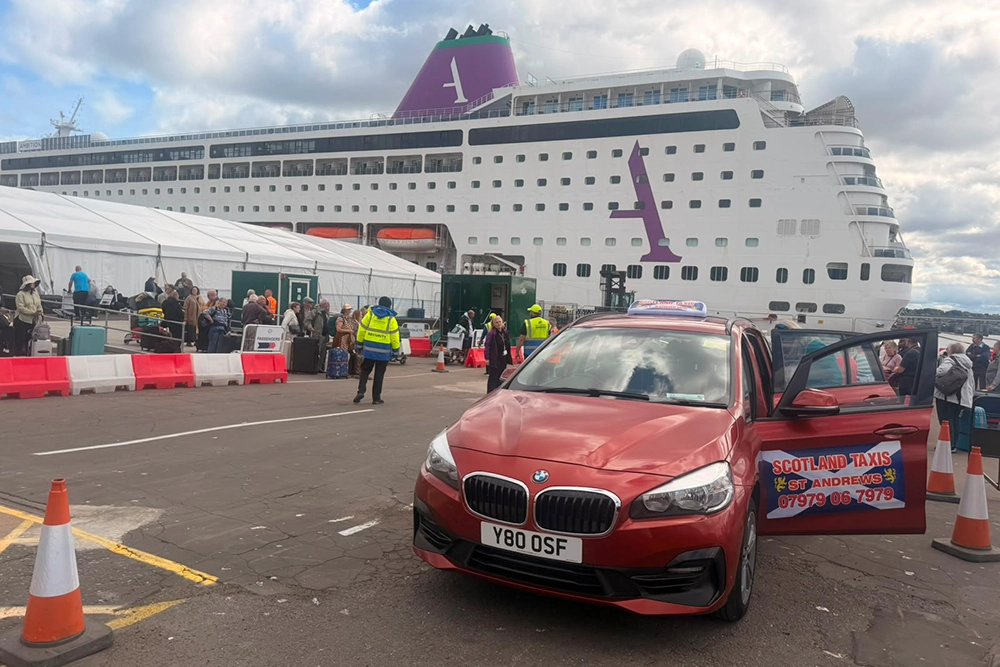 Scotland Taxi St Andrews - Ambassador Cruise Line
